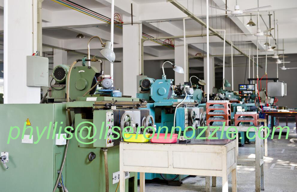 Liseron factory 01