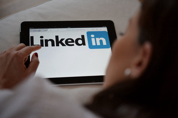 LinkedIn,领英 (图片来源图虫:已授站长之家使用) LinkedIn,领英