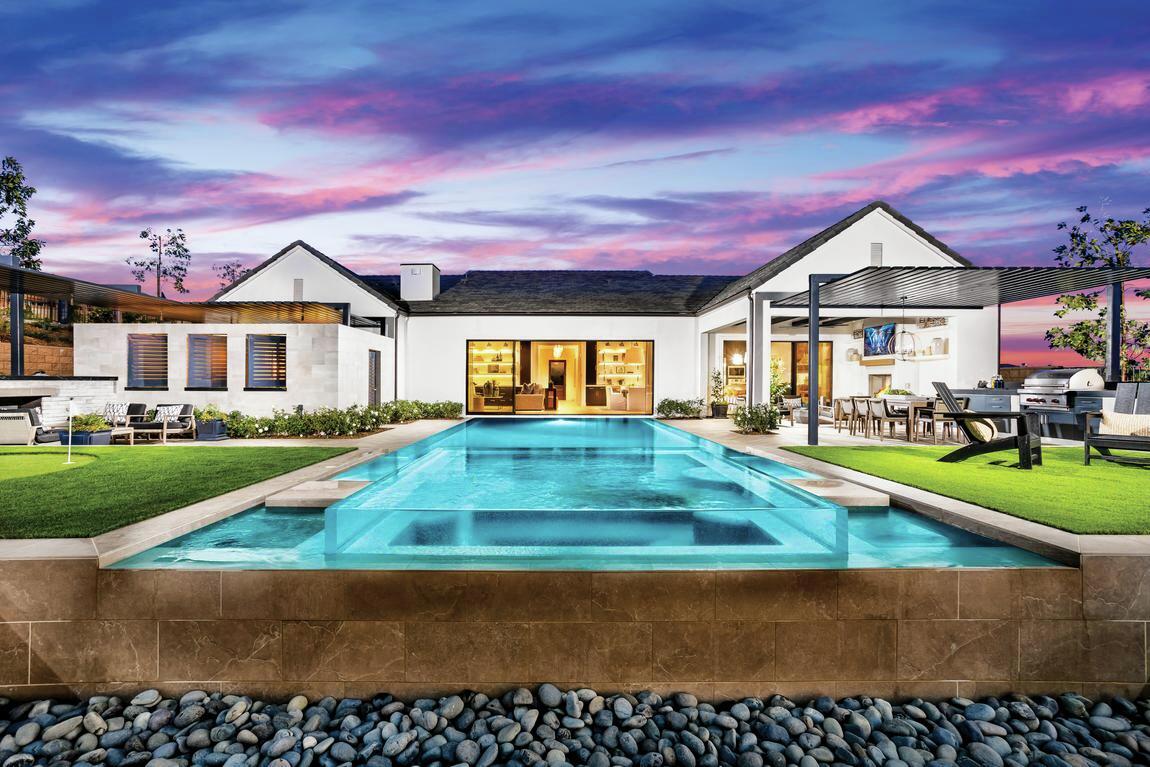 The Alta Loma – Hillcrest