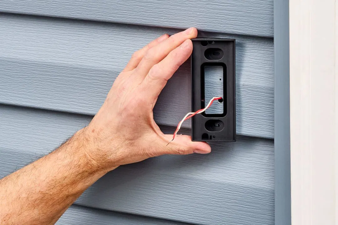How does a doorbell work? Image 2