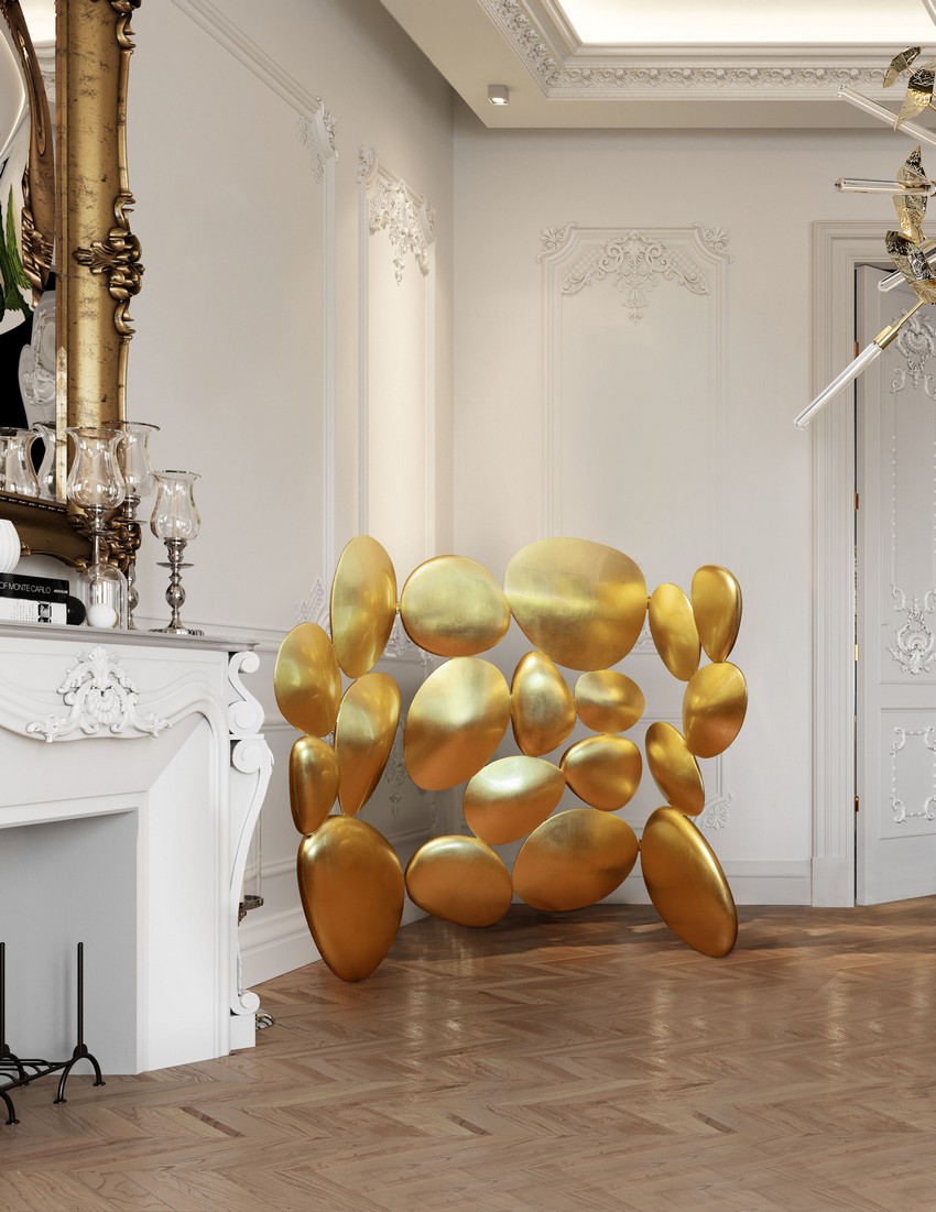 entryway design with a golden screen