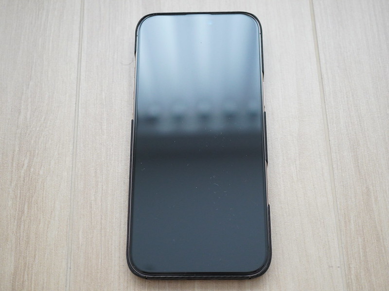 Benks ArmorAir Case - With iPhone 16 Pro Max - Front