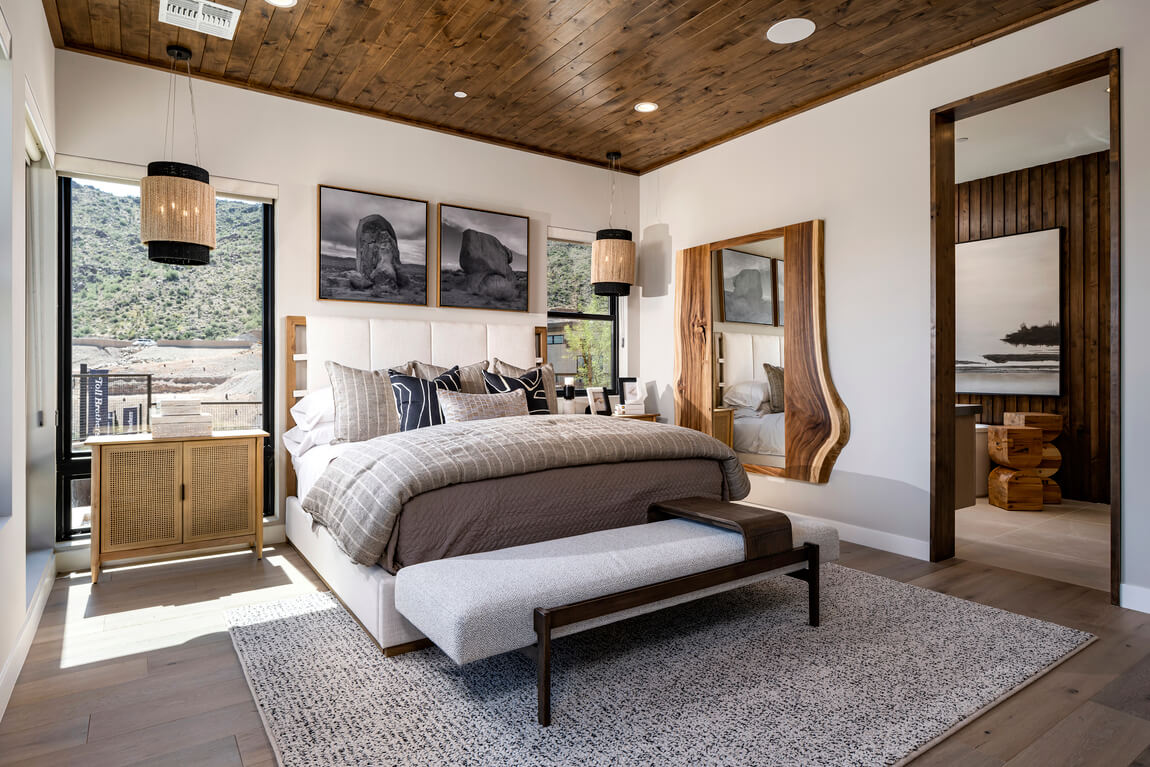 Serene bedroom design featuring natural materials