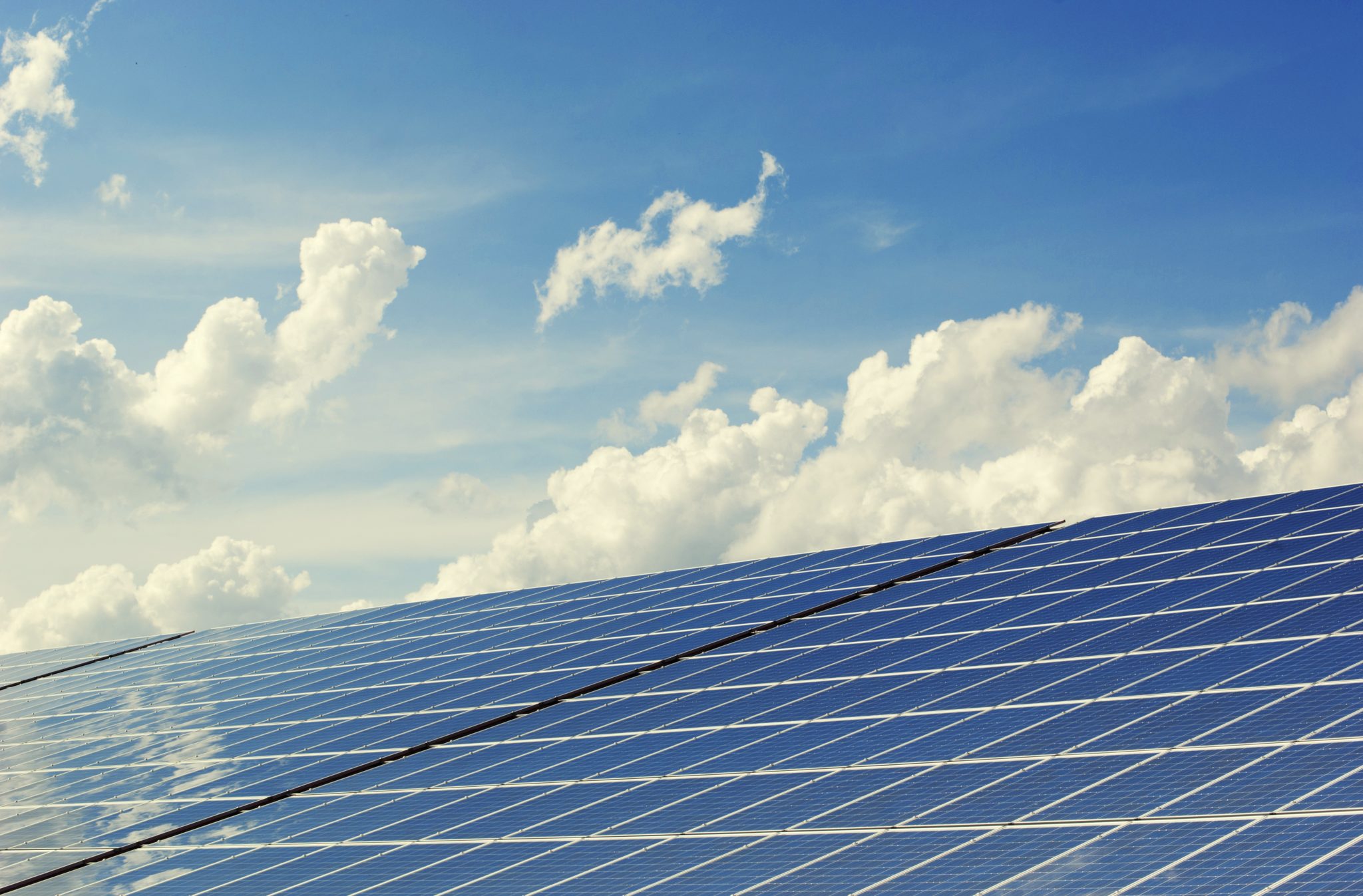 Solar Energy News Roundup: Floating Solar Plants Are Making A Splash