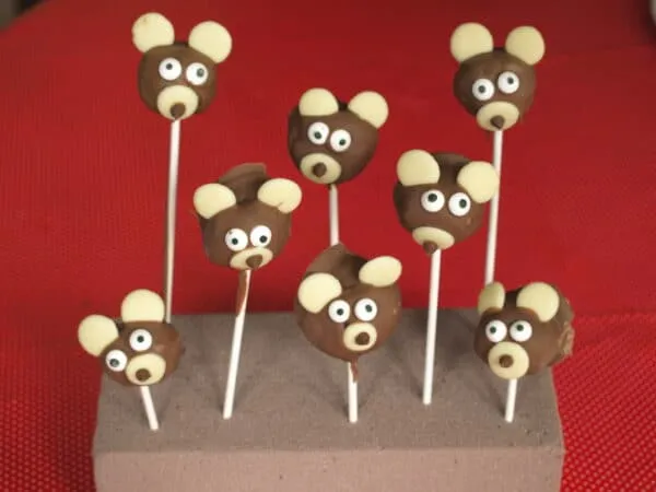 teddy bear cake pops Teddy Bear Cake Pops Recipe