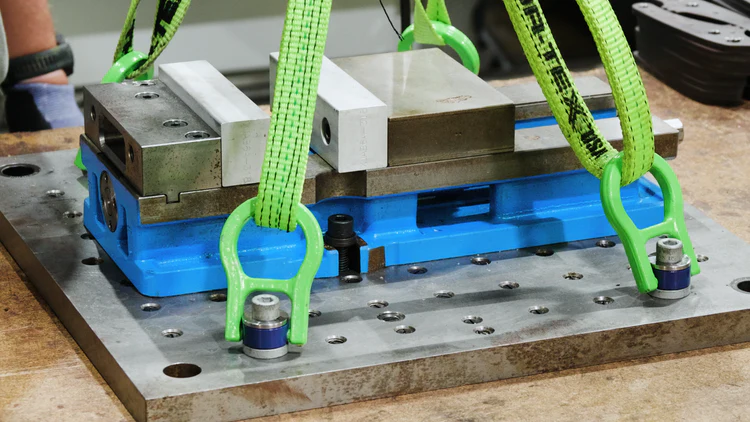 Swivel-Hoist-Rings-Features-and-Operation-apply-force-slowly Swivel-Hoist-Rings-Features-and-Operation-apply-force-slowly