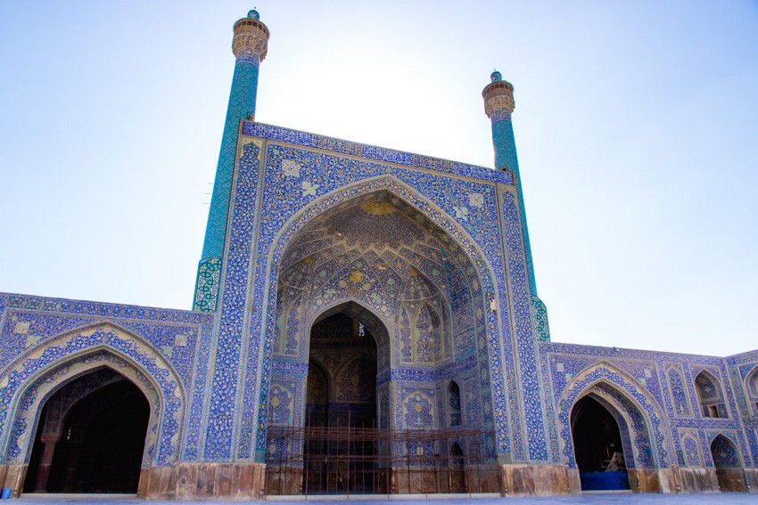 When Architecture Does Its Magic: Top 5 Architectural Wonders