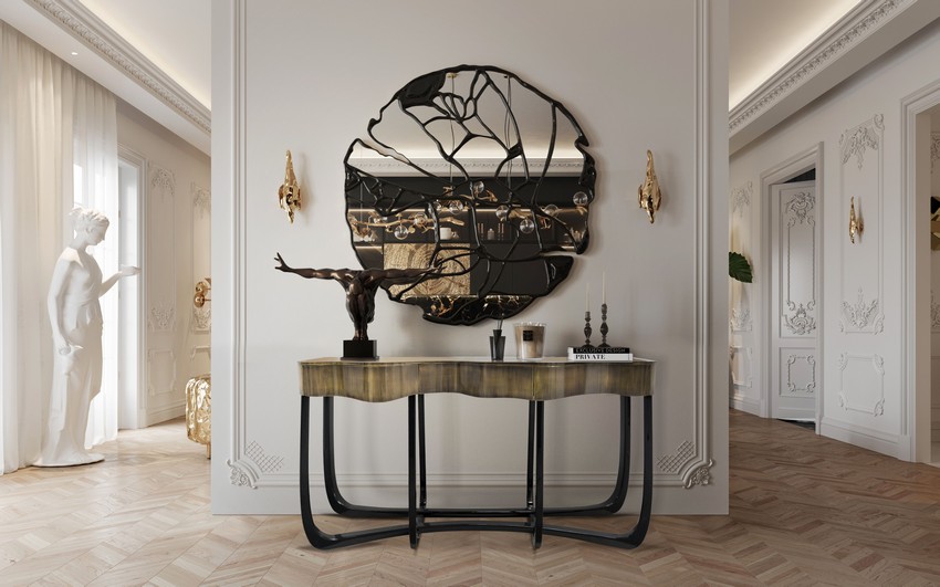 The concept of a defragmented mirror brings out its noblest gold plated finish, where its unique beauty comes from daring to risk and challenge the conventional