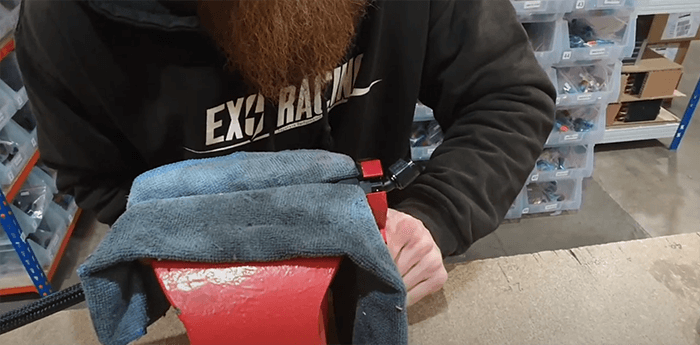 use an AN spanner to fully seat the fitting