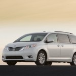 Toyota Sienna Awarded One of Best Family Cars for 2014 â€“ Kelley Blue Book