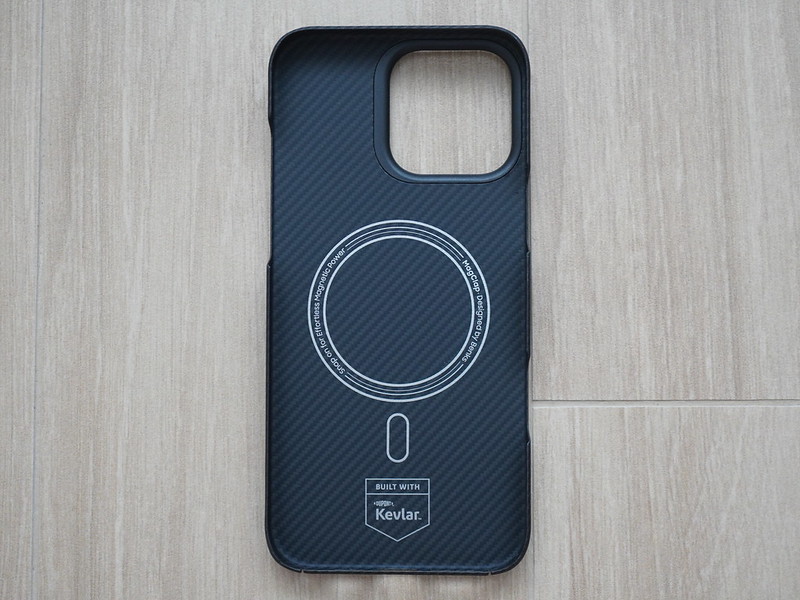 Benks ArmorAir Case - Back