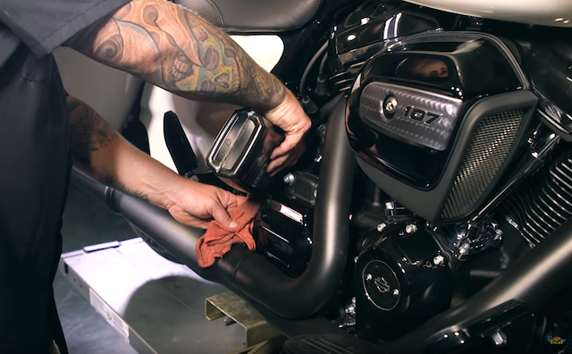 harley oil change