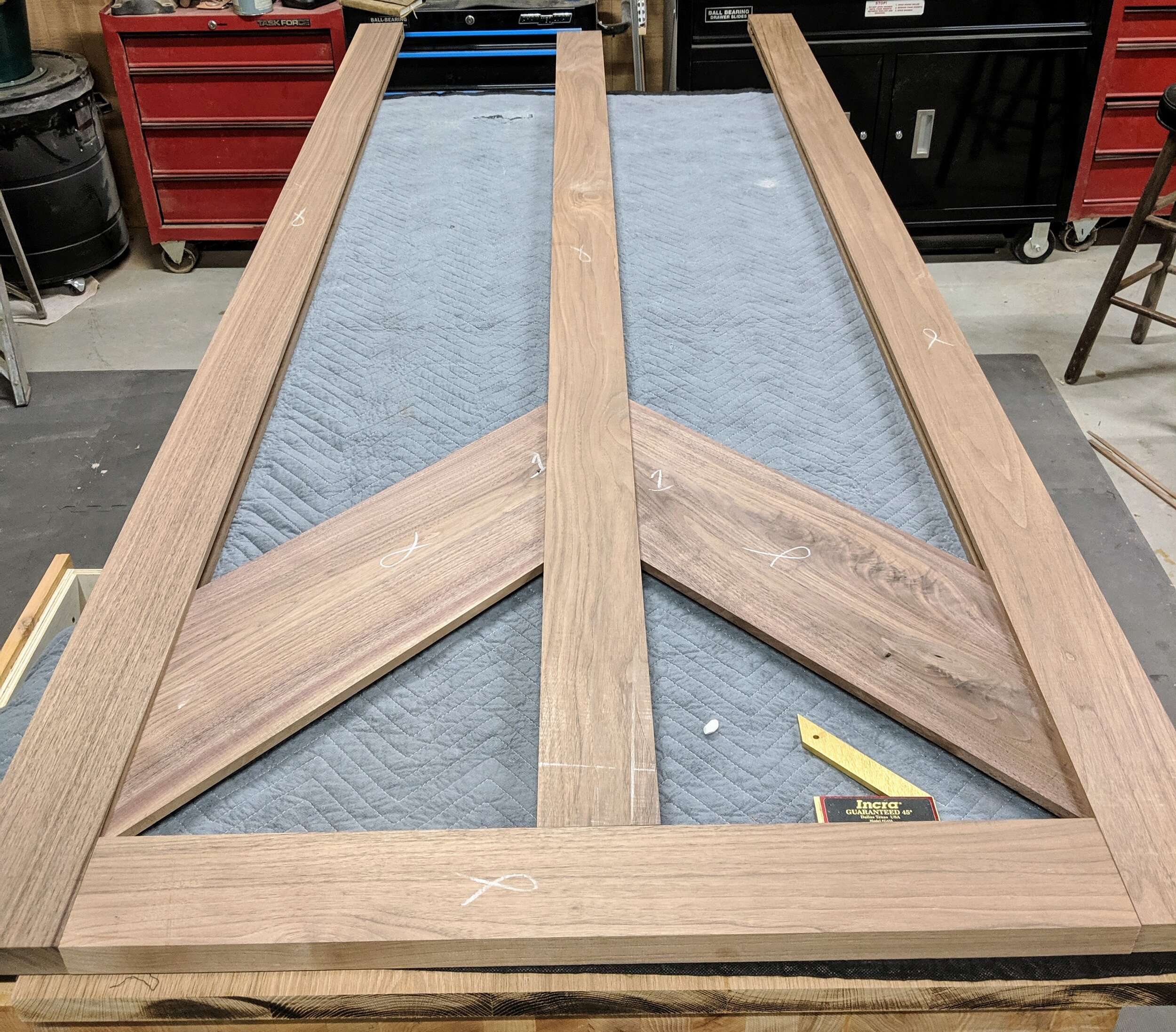 BarnDoorPanelFitting.jpg