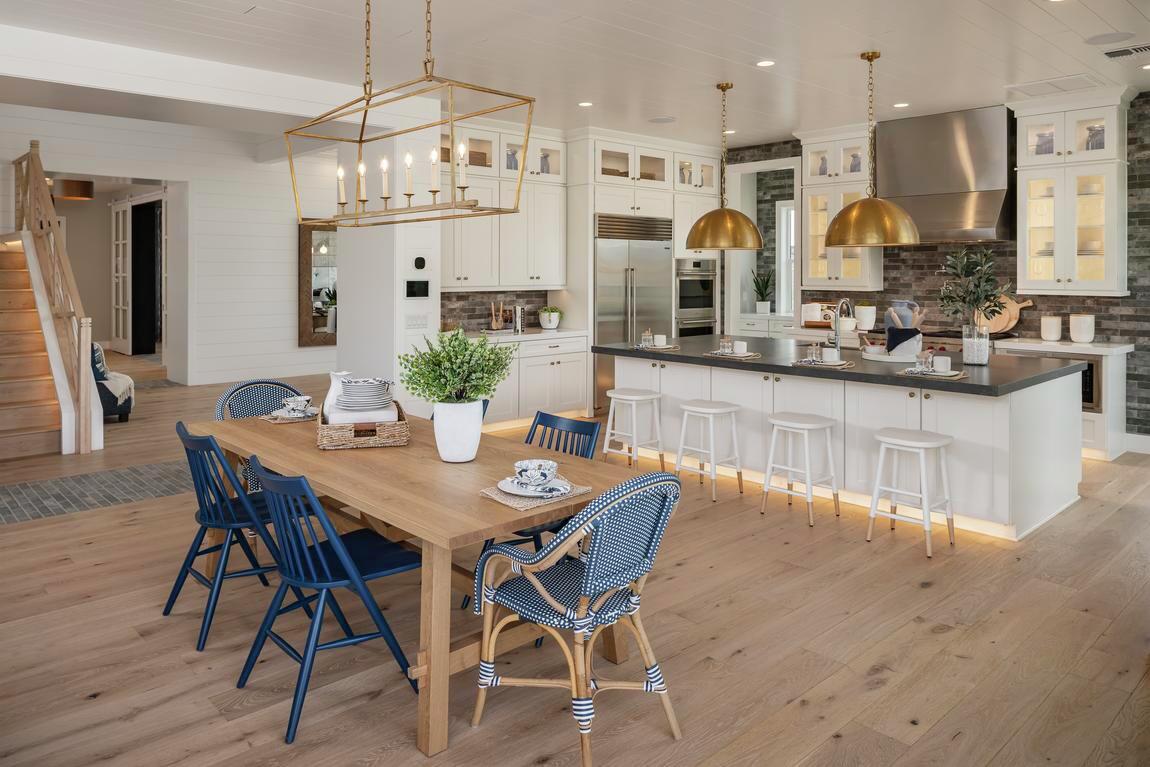 Farmhouse Kitchen with Colorful Accents