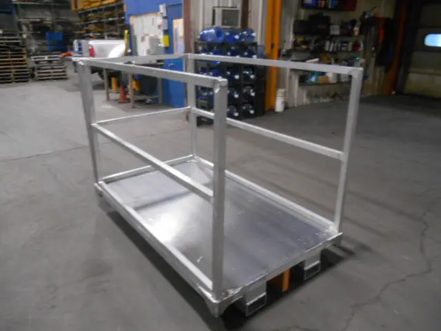 Aluminum order picker with 3 rails