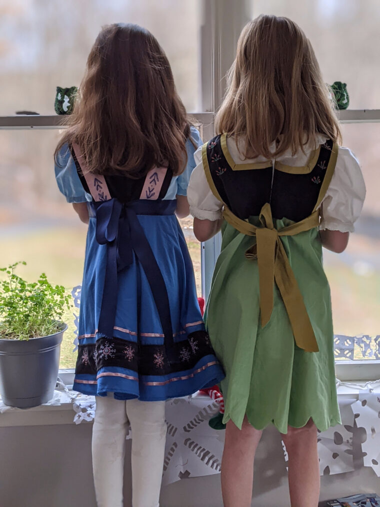 DIY Anna and Elsa as kids dresses.