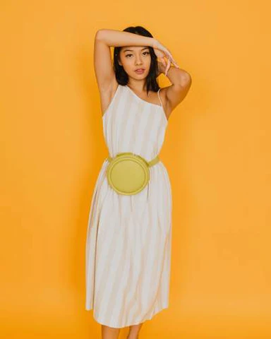 Looking for a way to flaunt your waistline? A belt bag might be an excellent choice for you