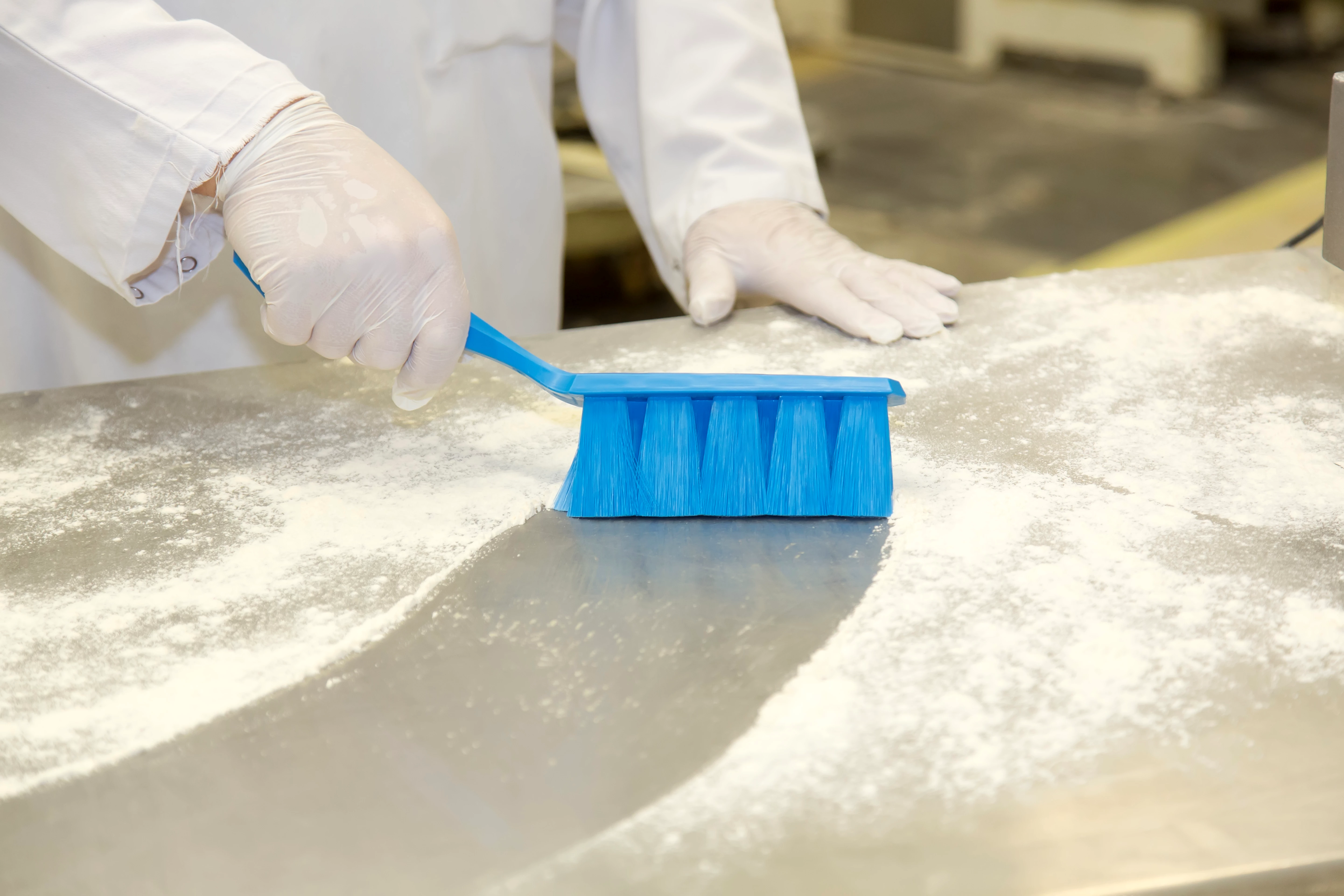 Remco Vikan UST Bench Brush.jpg