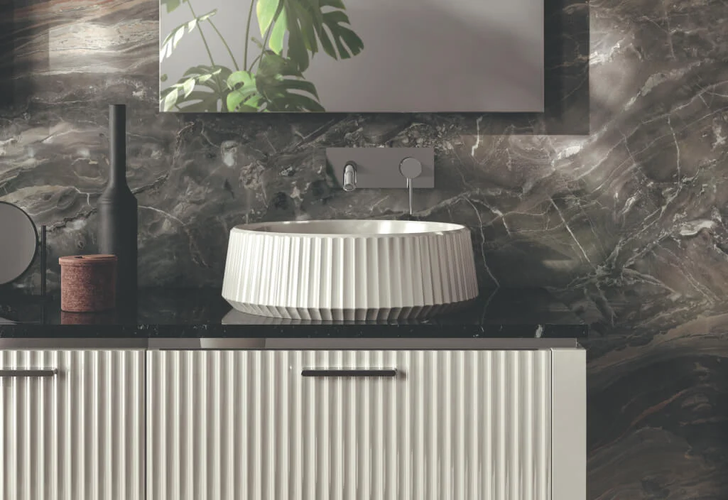 Art vessel with Lame bathroom vanity