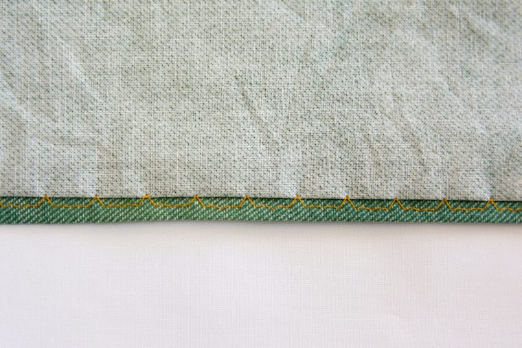 Invisible machine hem