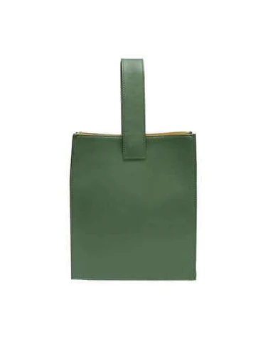 Hozenâ€™s Lady Bag comes in a Delightful Frog Green.