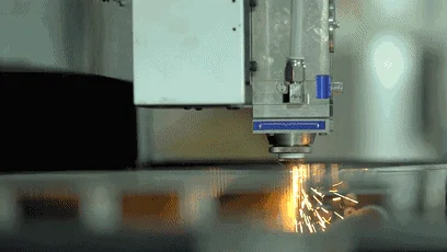 laser cutting machine