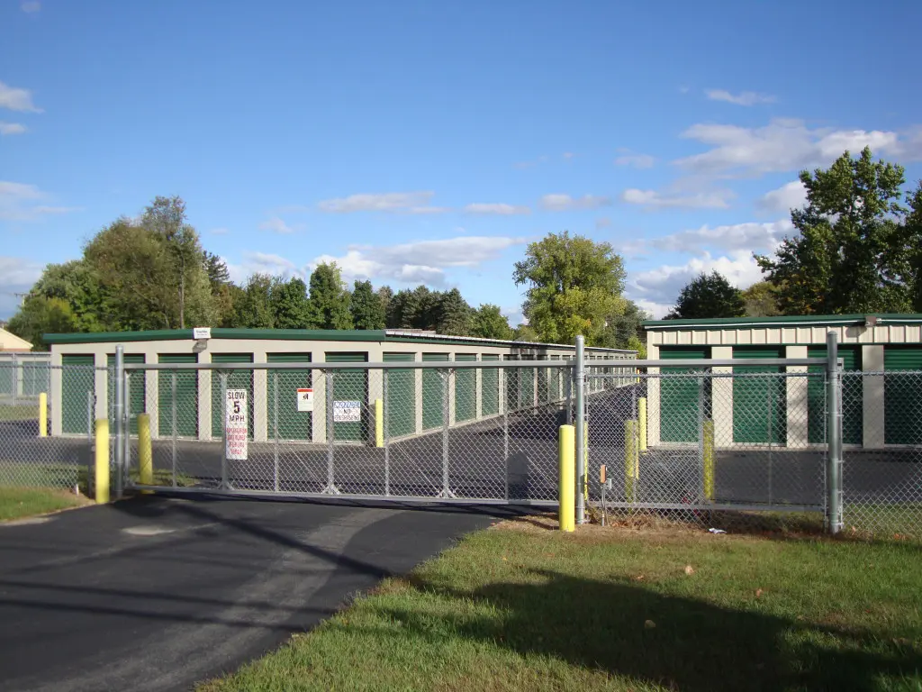 An electric Chain Link Fence from TYMETAL Corp