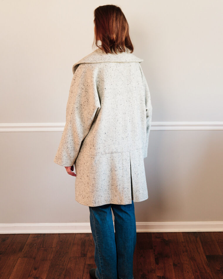 Make your own DIY handmade coat with Lisette B6423.