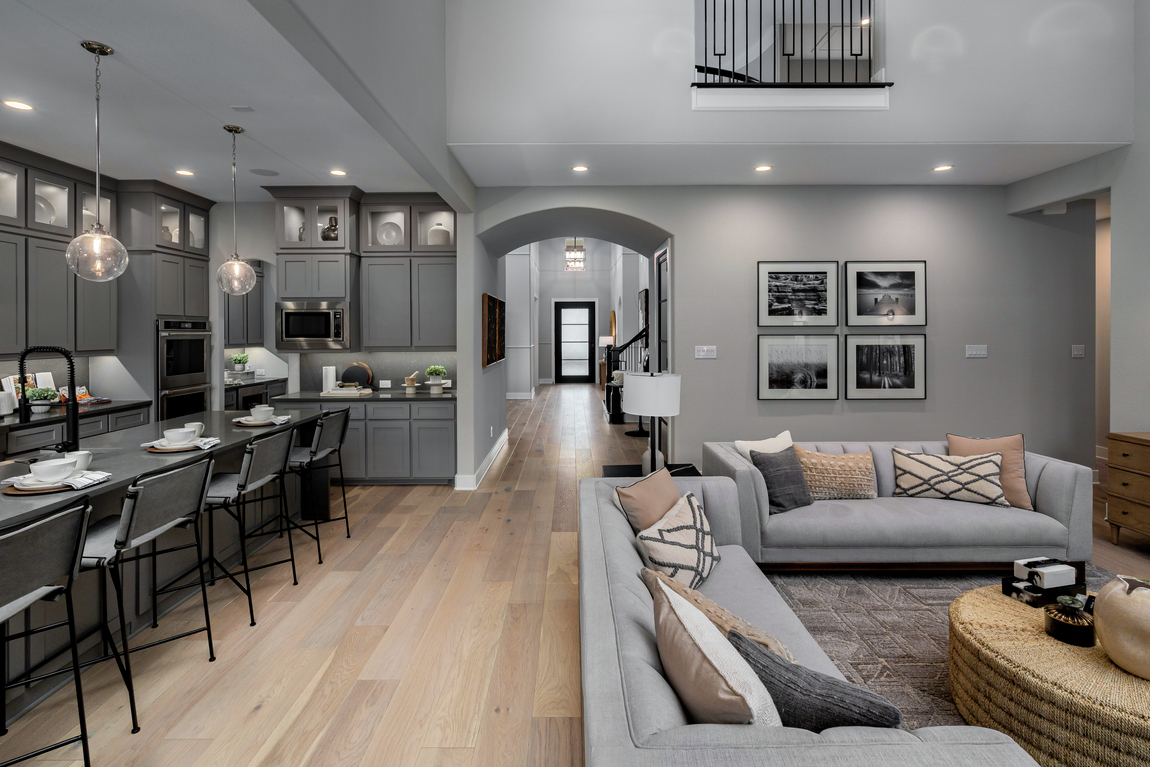 Curved Foyer Hallway