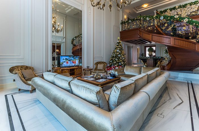 Bond Interiors: The Art of High-end Interior Design