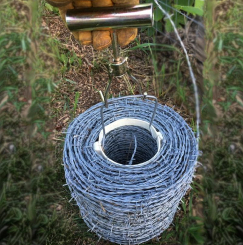 fence wire in green 