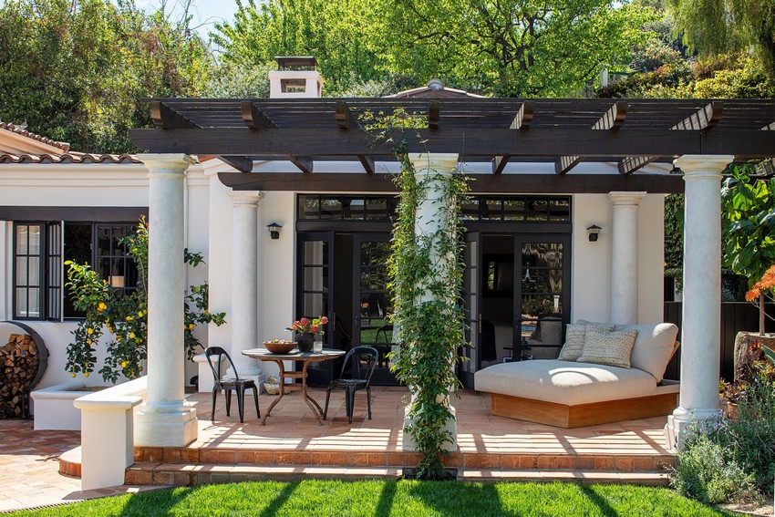 Inside Kendall Jenner's Tranquil Los Angeles Home
