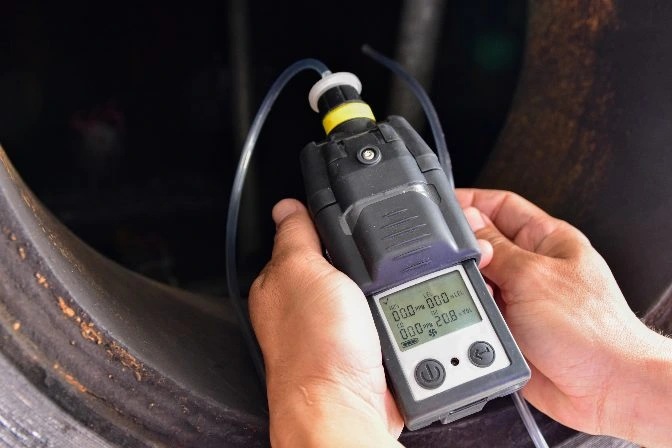 confined-space-equipment-flyability-7