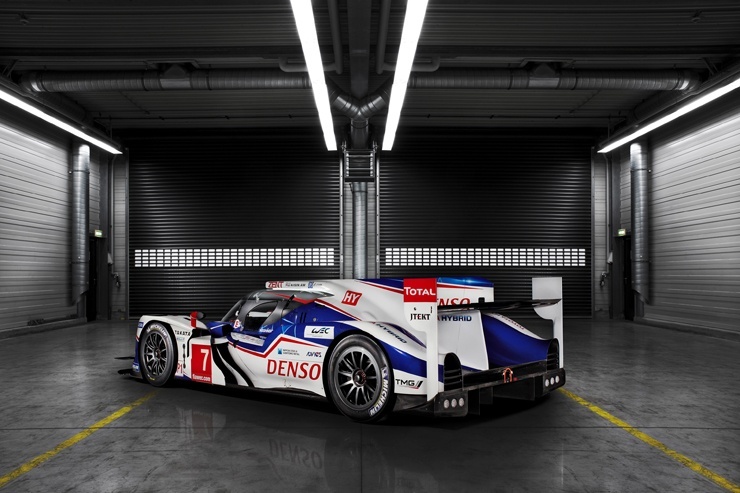 Toyota Racing Reveals TS040 Hybrid - 1000 HP Toyota Racing Reveals TS040 Hybrid - 1000 HP