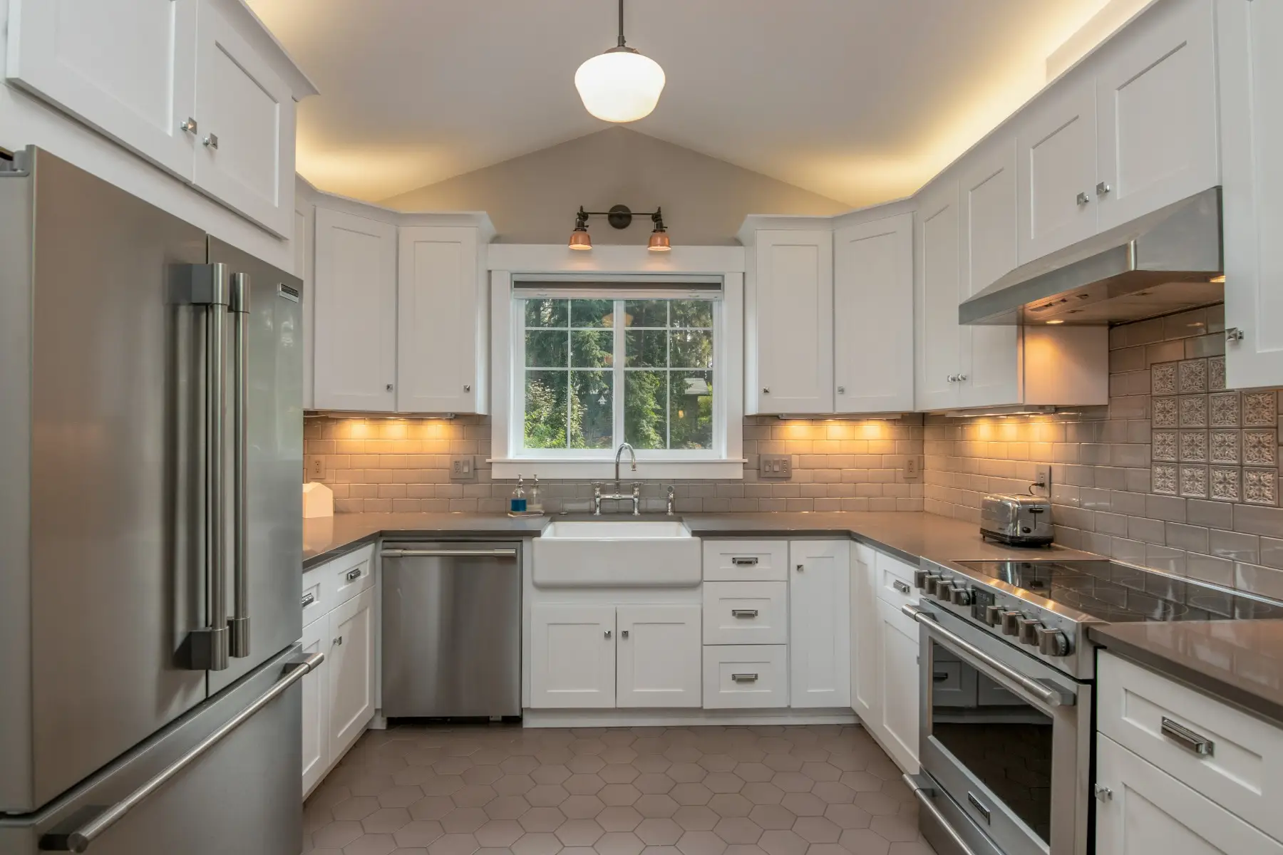 Well Lit Kitchen with Under-Cabinet Lighting