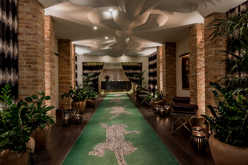 Hotel Zoo Berlin: History, Luxury and High-end Service