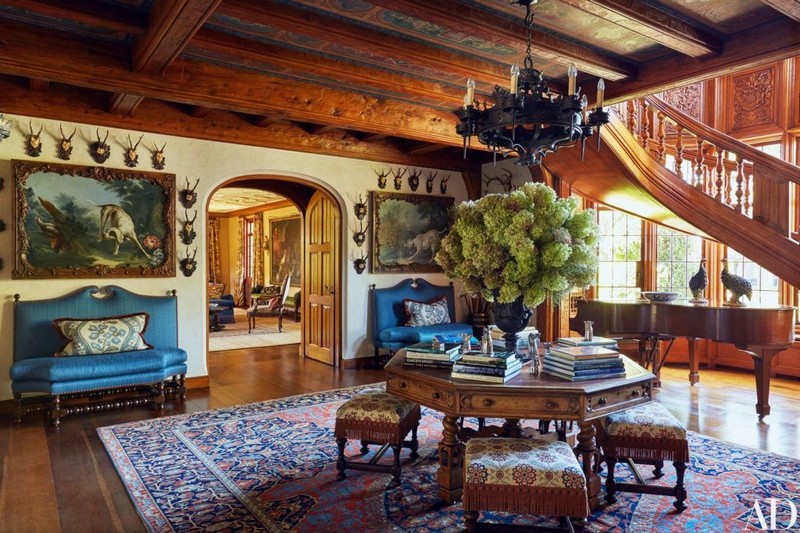 10 Inspiring Entryways By Top Interior Designers