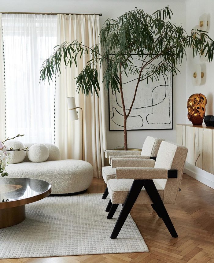 Sophisticated Interiors With Elegant Home