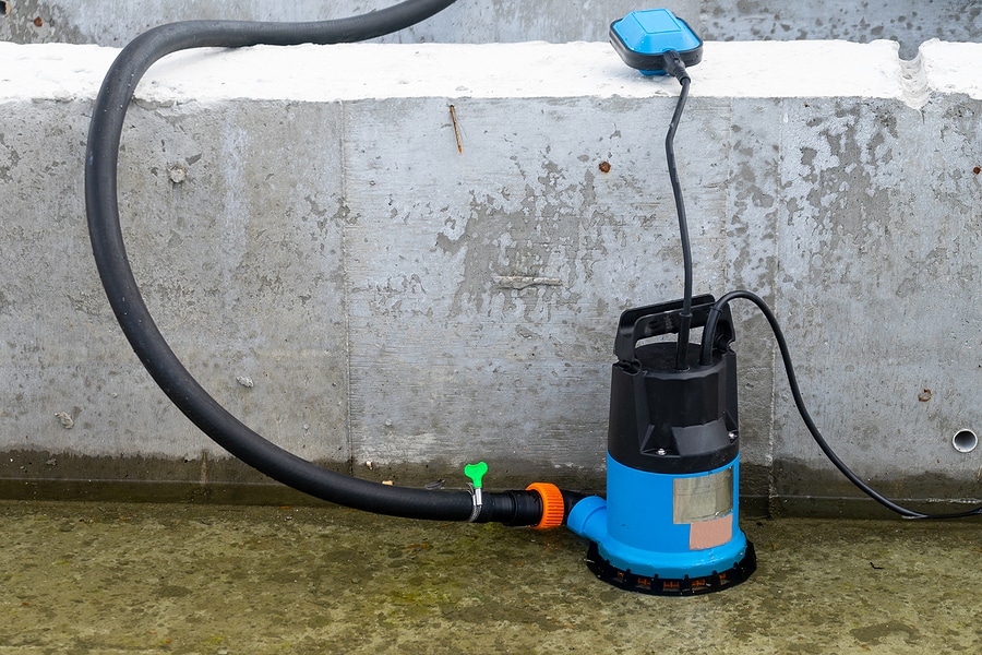 Four Residential and Commercial Uses for Submersible Pumps