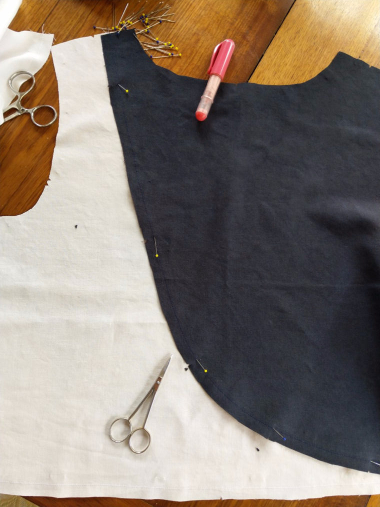 Tutorial for color blocking the Liesl&Co. Gelato Dress pattern.