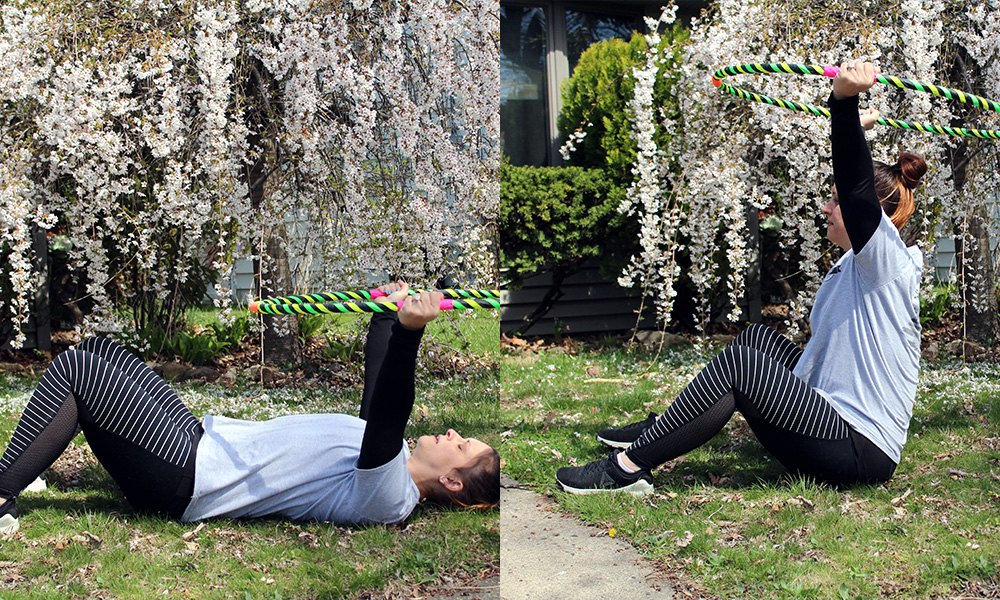 situps with hula hoop