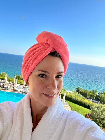 Co-Founder Rachel in the Pink One Microfibre Towel