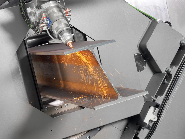 Cutting a HEA beam with the LT24 lasertube system for large tubes and profiles