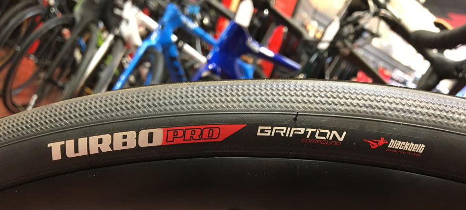 Specialized Turbo Pro tyre with Blackbelt anti-puncture system Specialized Turbo Pro tyre with Blackbelt anti-puncture system