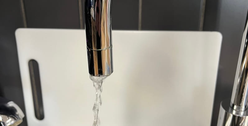 Low water pressure coming from a kitchen tap