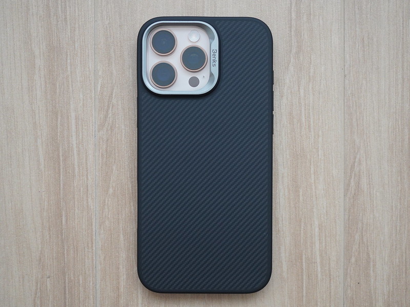 Benks ArmorPro Case â€“ With iPhone 16 Pro Max â€“ Back