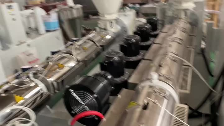 Machine de fabrication de tubes ondulé à double mur pp 75 mm