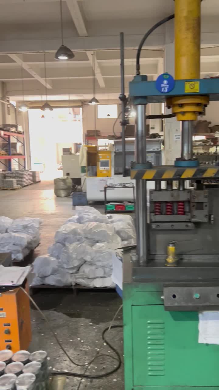 Edge trimming machine