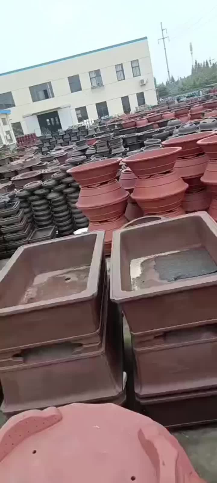 vaso de flores de areia roxa.mp4