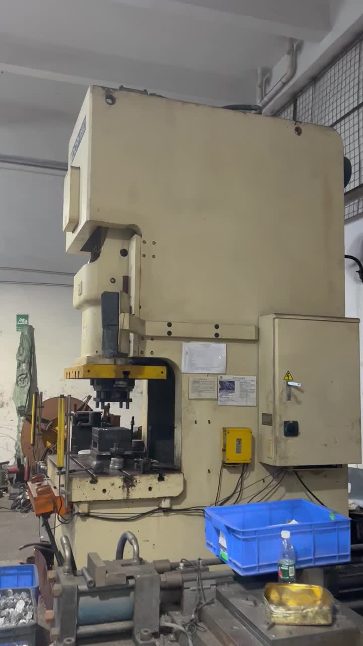 Forging product processing equipment